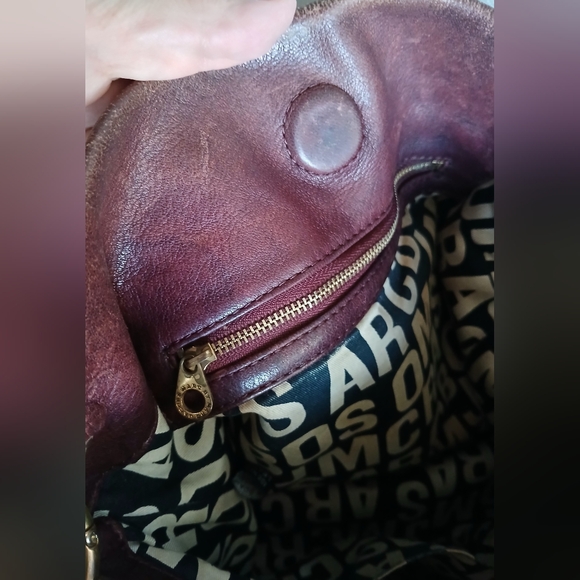 Marc by Marc Jacobs Classic Q Hillier Hobo Distressed Leather Shoulder/Hand Bag - Picture 10 of 12